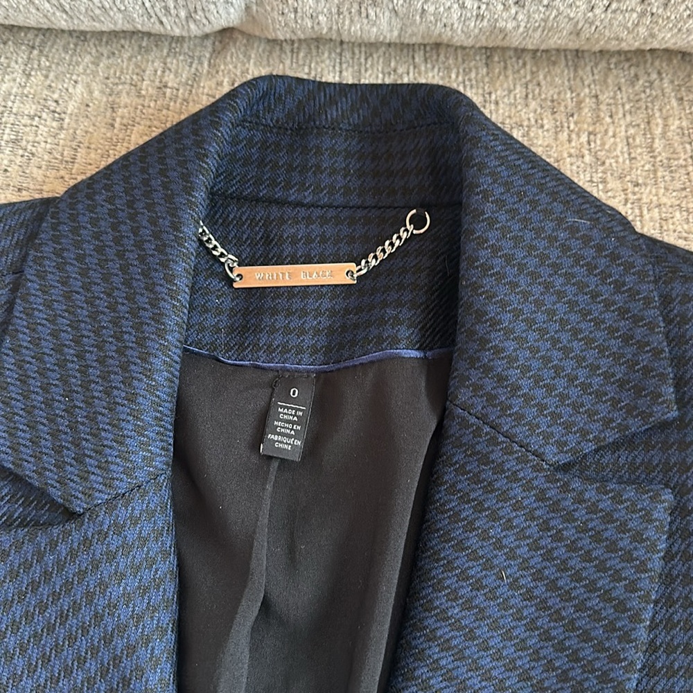 WHBM Blazer - Picture 2 of 5